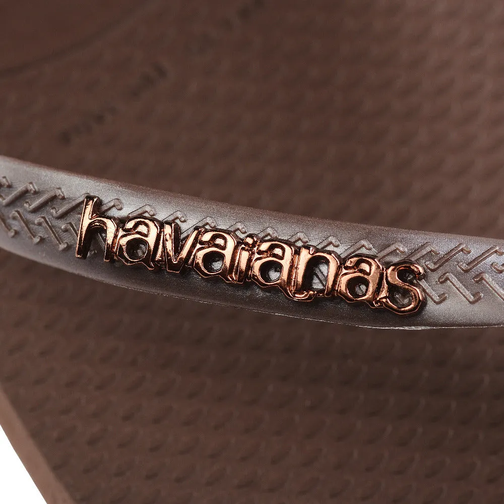 Havaianas Shoes Slim Metallic Flip Flops in Dark Brown