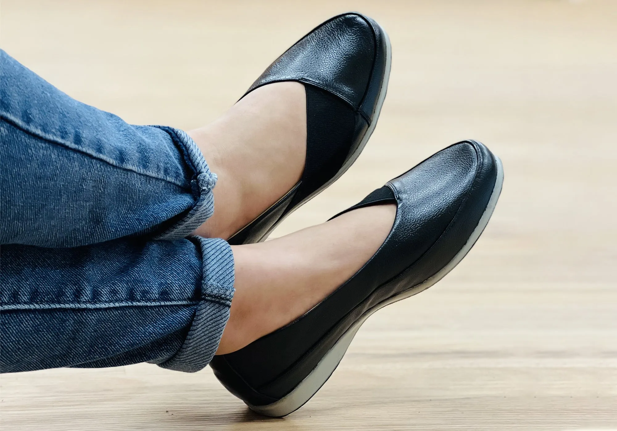 Opananken Tatum Womens Comfortable Brazilian Leather Flats Shoes Opananken Shoes