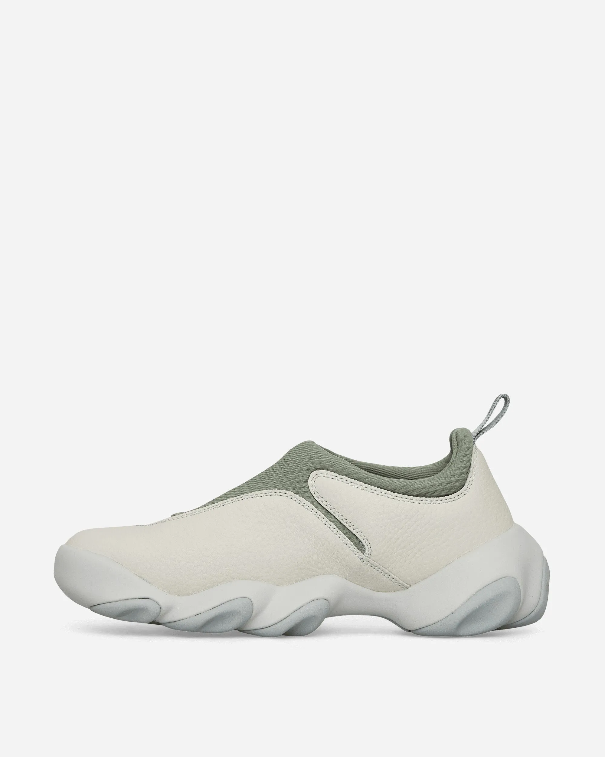 Suede Flesh Sneakers Lily Pad / White