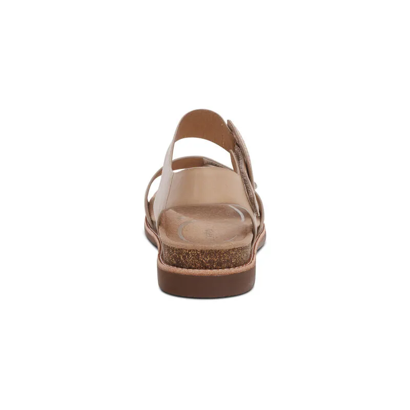 Women's Claire